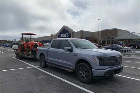 Test Drive: Range Anxiety in a Ford F-150 Lightning