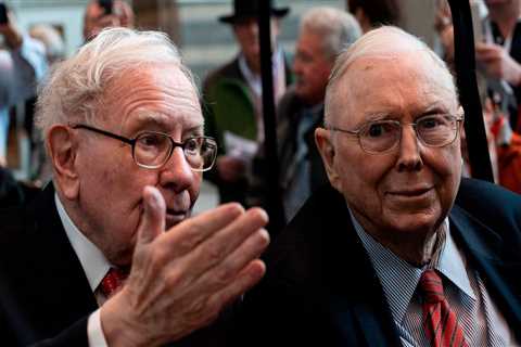 Charlie Munger shares investing advice and slams stock-market gamblers in a newly surfaced..