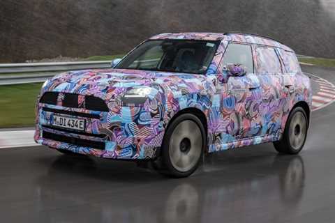 Third-generation Mini Countryman previewed with psychedelic camouflage