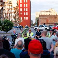 Partially collapsed Iowa building too dangerous to search