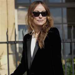 Olivia Wilde's Non–Skinny Jeans Are a Perfect Match for This Luxe Runway Trend