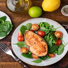 Mediterranean Diet Greatly Reduces Heart Disease Risk in Women