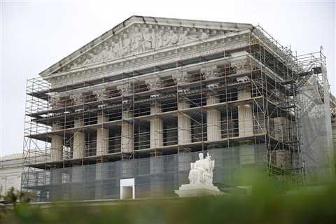 Advisory Opinions live broadcast: Trump’s Tariff Showdown