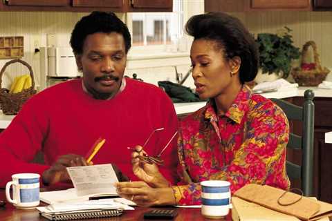 With Ukraine’s Cash Running Low, Europe Lacks a Good Plan B