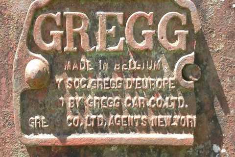 How a Virtual Assistant Helps Businesses Work Efficiently with a Trusted Nameplates Manufacturer