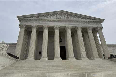 State election dispute on political speech comes to Supreme Court on interim docket