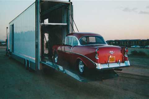 The Rarely Mentioned Role of Enclosed Transport in Vintage Car Moving Services