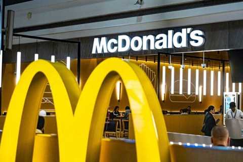 McDonald’s sets chicken market share goal as shares fall 6 per cent